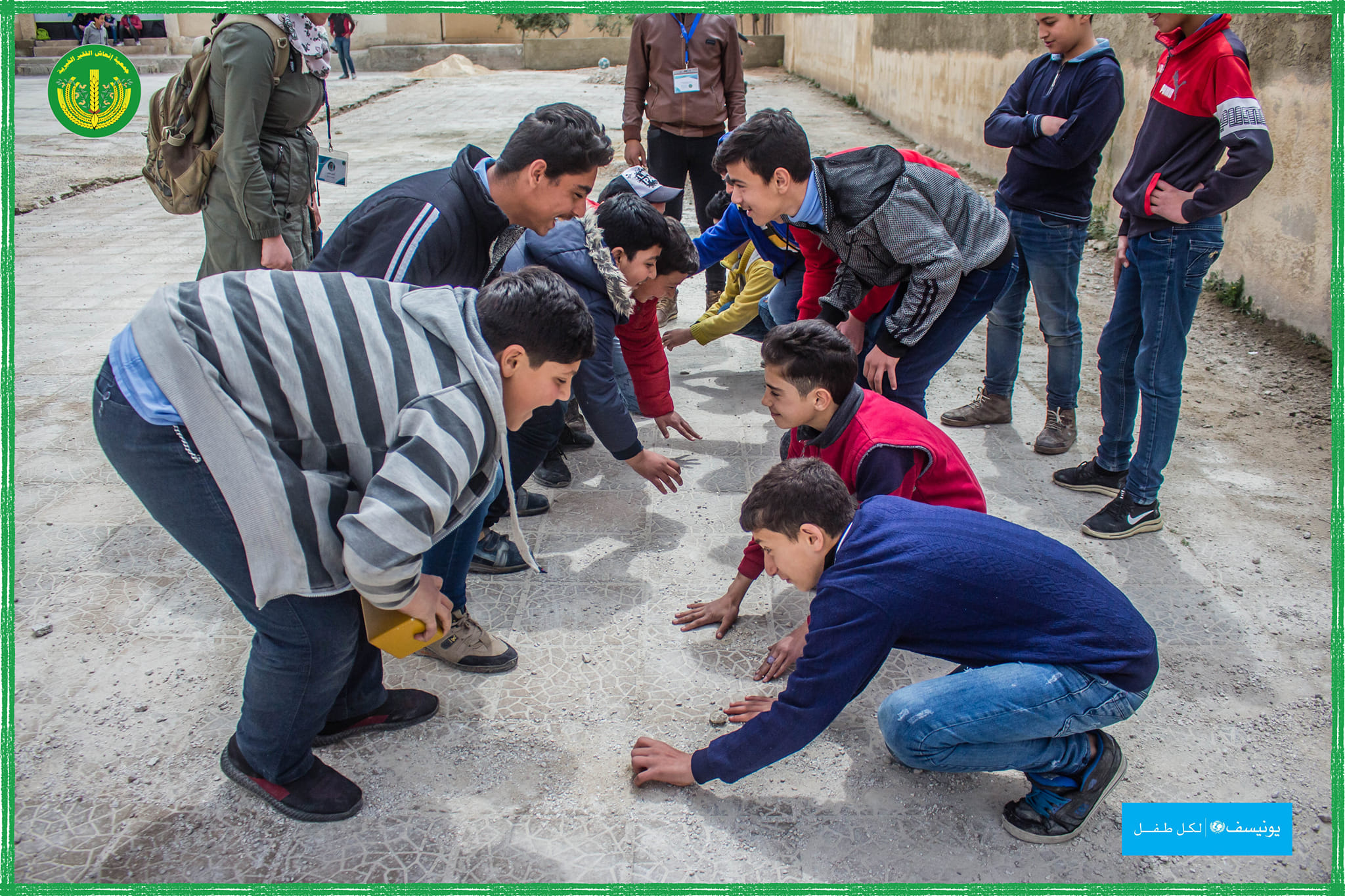 الأطفال قصة حلم وقصيدة أمل وخاطرة عذوبة 🥰💚.